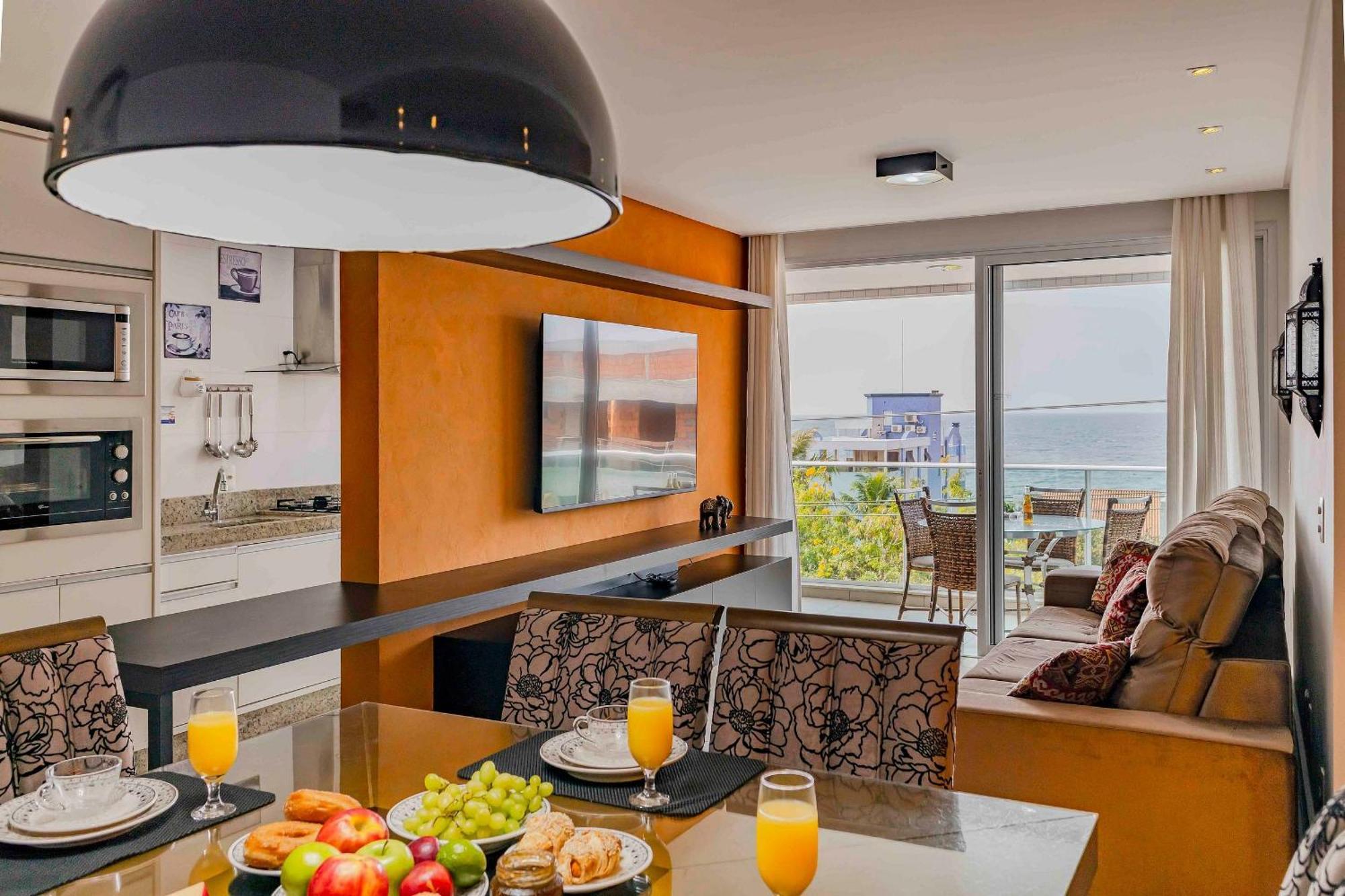 Boulevard - Apto Em Com Piscina E Jacuzzi * Bombinhas